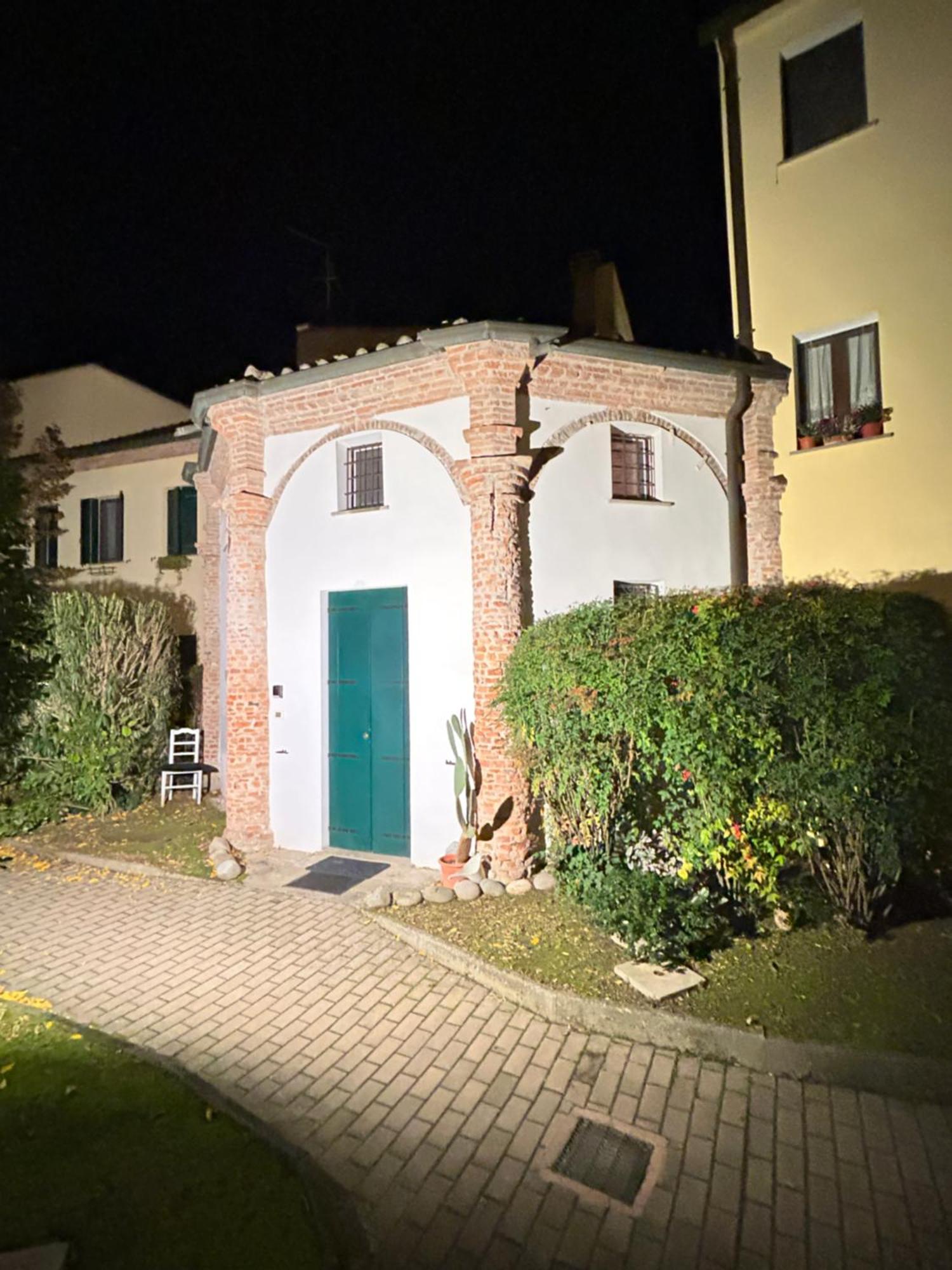 Chiesetta Abside Ex Seminario -Apartment Rovigo Dış mekan fotoğraf